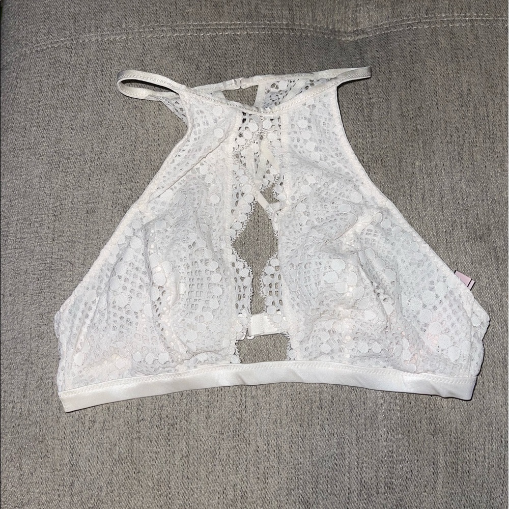 Victoria Secret Cream Bralette • NWT